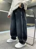 Calça jeans masculina, coleção primavera/outono, novo estilo 2026, para crianças e meninos mais velhos, calça comprida de modelagem solta, estilo reto, moderna