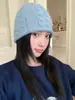 Estilo Coreano Nuevo Otoño Invierno Sencillo Color Sólido Tejido de Punto Trenzado Gorro para Mujer Cálido Casual Versátil Moda Delgaza el Rostro Gorro de Lana