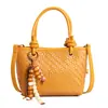Bolso Cubo Tejido de Textura Niche Coreano para Mujer 2026 Verano Nueva Moda Gran Capacidad para Viajar al Trabajo Hombro Único Cruzado Bolso Pequeño