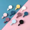 Gancho adhesivo fuerte color macarrón sin perforaciones cocina baño gancho adhesivo de plástico pequeño y ligero sin dejar rastro resistente a la carga pegajoso
