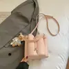 Bolsa Saco Nova Estilo Primavera 2026 com Padrão Lichia e Cordão para Mulheres, Bolsa Transversal de Alto Valor, Bolsa de Ombro Fashionável e Elegante para o Dia a Dia