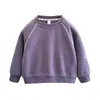 Sudadera elegante para niño de primavera y otoño, nueva colección 2026, ropa casual para niños, top versátil para bebé, camiseta interior básica