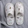 [Chinelos Descartáveis Infantis] Específico para Hotel, Específico para Pousada, Hospitalidade Doméstica, Uso em Viagem, Sapatos Infantis de Algodão Espessado Antiderrapante