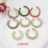 Brincos transfronteiriços europeus e americanos de diamante de nova cor, tamanho pequeno, tipo C, brincos da moda que combinam com tudo, brincos simples multicoloridos exagerados