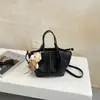 2026 Nova Bolsa Simples de Um Ombro Moda Bolsa para o Dia a Dia Bolsa de Axila Feminina Versátil Retrô Bolsa Saco de Grande Capacidade Feminina