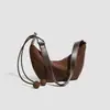Bolsa Transversal Meia-Lua Minimalista em Camurça  Bolsa de Ombro Hobo Vintage Descontraída com Detalhes de Pompons e Franjas, Alça Ajustável e Estilo de Carregamento sob o Braço Bolsa Casual de Viagem Inspirada na Europa de Luxo Leve para Mulheres