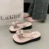 Nuevo Estilo Coreano Verano Puntos Pequeños Más Vendido Ropa Exterior para Mujer Cómodo Antideslizante Suela Suave Playa Suela Gruesa Chanclas