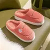 Chinelos de algodão com poá femininos para casa outono e inverno quentes internos sapatos de casa chinelos de casal masculinos de inverno sapatos de casa fabricante