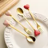 Tenedor y Cuchara de Acero Inoxidable con Mango de Cerámica en Forma de Corazón, Estilo Lindo para Postre, Fruta, Té de la Tarde para Niñas, Cucharita de Café