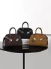 Bolsas de mano al por mayor transfronterizas, nuevas bolsas de mano esmeriladas de otoño e invierno, bolsos cruzados de hombro simples de gran capacidad para el día a día, personalizables