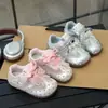 Zapatos para Niñas 2026 Primavera y Otoño Nuevos Tenis de Encaje para Niños Transpirables Ligeros Zapatos de Princesa para Niños Mayores