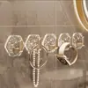Novo gancho com padrão de onda, prateleira de armazenamento sem furos, gancho de pendurar para portas de cozinha, paredes de banheiro, gancho de armazenamento doméstico durável
