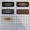 Ventas Directas de Fábrica de Accesorios para Ropa de Primavera, Verano, Otoño e Invierno, Tela de Sarga, Tela Estampada, Pedrería, Decoraciones para Zapatos y Sombreros, Decoraciones para Maletas y Bolsas
