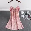 Vestido de Noite Sexy Estampa de Leopardo Alça Fina Fita de Gelo Paixão Bojo no Peito Peça Externa Casa Residência Particular Pijama de Seda Verão