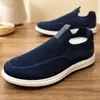 Sapatos Casuais Slip-On de Malha Fly-Knit de Tamanho Grande para Homens com Ajuste Largo, Respiráveis, Solado Macio, Loafers Fáceis de Calçar para o Dia a Dia de Homens