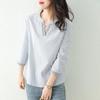 Camisa a rayas de manga tres cuartos de alta calidad para mujer, primavera y otoño 2024, nueva, más fácil de combinar, estilo étnico, top con cuello en V antiedad para mujer