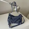 Bolsa de Ombro Jeans Transfronteiriça Nova Outono 2026 para Mulheres, Bolsa Biker Vintage Fashionável Versátil, Bolsa Transversal Tendência para o Dia a Dia