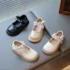 Zapatos de Cuero para Niñas 2025 Verano Zapatos Planos Infantiles Zapatos de Suela Suave para Niñas Pequeñas Zapatos de Bebé Primavera y Otoño Zapatos de Princesa Lolita
