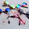 Atacado do fabricante de óculos para animais de estimação para cães e gatos, óculos de sol pequenos criativos e da moda, bonecos de algodão de brinquedo, óculos de sol para fotos