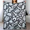 Manta multifuncional, dibujada a mano, en blanco y negro, para uso doméstico, adecuada para siestas, venta al por mayor, con dibujos lineales, diseños casuales, DIY y creativos