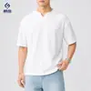 Ropa para Hombre Xintang 2026 Verano Nueva Camiseta Básica Texturizada de Rayas Verticales para Hombre, Camiseta de Manga Corta con Cuello en V para Hombre