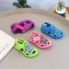 Sandalias para Niñas 2025 Primavera/Verano Nuevo Estilo Zapatos Deportivos de Playa Cerrados para Niños Zapatos de Agua para Niños Color Caramelo Zapatos de Exportación