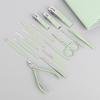 Set de 16 piezas Cortaúñas verde matcha Manicura casera Pinzas de belleza Set de cortaúñas Bolsa plegable Herramientas de belleza para uñas