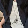 Colar Pingente de Bolsa Quadrada Tecida Corrente de Clavícula Personalidade de Nicho Coreano Moda Simples Temperamento Joia Atacado para Mulheres
