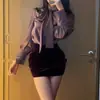 Primavera 2026 Nuevo Estilo Coreano Morado Elegante Camisa de Cuello en V con Cinta Falda de Cintura Alta Conjunto de Moda Tendencia Ins