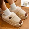 Zapatos de algodón retro para pareja de padres e hijos, pantuflas de algodón para niños, pantuflas cálidas de felpa gruesa para el hogar para niños y niñas, disponibles para venta al por mayor