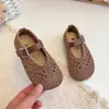Zapatos de Cuero Tejido Huecos Estilo Princesa Dulce, Nuevo Modelo Primavera/Verano 2026, Zapatos Planos Hermosos y Versátiles para Niñas Pequeñas