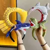 Diadema de Personaje de Dibujo Animado Japonés y Coreano, Alien de Tres Ojos, Tiburón, Cabeza de Dinosaurio, Pinza para el Cabello para Lavarse la Cara, Estilo de Diadema Original y Lindo