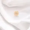Broche de Laço Coração Simples para Mulheres, Corsage de Luxo, Alfinete Anti-Exposição para Gola Feminina, Alfinete de Cardigã, Acessório de Roupa