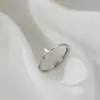 Anillo de Mariposa con Diamante Destellante de Plata S999 para Mujer Estilo Ins Lujo Ligero Estilo Frío Pequeño y Exquisito Anillo de Dedo Simple Nicho