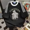 Camiseta de Manga Corta con Estampado de Letras de Dibujos Animados Divertidos y Parche de Tres Rayas, Estilo Novio Perezoso, Nuevo Top Holgado de Verano Estilo Ins