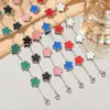 Pulsera de Acero de Titanio Trébol de la Suerte Flor de Cinco Hojas, Trébol de Cinco Hojas para Mujer, Lujo Asequible con Tacto Premium, Joyería de Acero Inoxidable Impermeable 18K