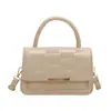 Moda de viajero estilo coreano cubierta texturizada única nueva 2026 color sólido casual simple bolso cruzado pequeño cuadrado