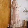 Vestido longo de verão com gola quadrada, babados de folha de lótus, mangas bufantes compridas, cintura marcada com elástico, camadas em estilo bolo, vestido de fada em chiffon, leve e fluido