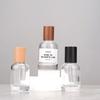 F086A Frasco Recarregável de Perfume Elegante Portátil 50ml Vidro de Laboratório Grande Capacidade Substituição Frasco Vazio Nogueira