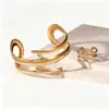 Conjunto de Joias Europeu e Americano Quente e de Venda Cruzada com Design Largo Espiral Geométrico, Sensação Elegante e Luxuosa, Anel e Pulseira para Mulheres