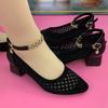 Sandalias de Piel Suave para Mujer Primavera/Verano 2026 Nuevo Estilo Sandalias Transpirables de Malla Perforada Suela Suave Zapatos para Mamá para Mujer