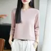 Nuevo modelo otoño temprano 2026, top de punto 100% algodón con borde enrollado, cuello redondo y manga de tres cuartos para mujer, camiseta base de color liso