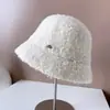 Sombrero de Pescador de Felpa para Mujer Otoño/Invierno 2026, Estilo Japonés Simple de Lana de Cordero, Sombrero Cálido Versátil de Color Sólido
