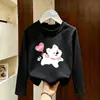 Camiseta de Manga Longa para Meninas, Nova Coleção Outono 2026 Estilo Coreano Casual Camiseta Básica para Crianças Maiores, Top de Gola Redonda Infantil, Roupa de Outono