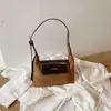 Bolsa de ombro vintage-chic, bolsa transversal de ombro único para mulheres, bolsa versátil e moderna para o dia a dia com um toque vintage de alta qualidade