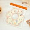 [Paquete individual] Babero impermeable de gasa con pétalos de crepé para bebé recién nacido, bolsa de regalo