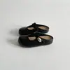 Chinelos Fofos Fechados para Mulheres Moda Verão 2026 Simples para o Dia a Dia Antiderrapantes Versáteis Confortáveis de Calçar Meio Chinelo