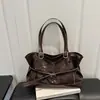 Bolsa tote de nicho transfronteiriça para mulheres, novo modelo 2026, bolsa de mão versátil de alta qualidade para o dia a dia, bolsa de ombro, bolsa de axila