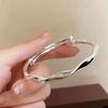 Pulsera de plata de ley 999 Mobius Foot, estilo nicho de lujo, con entrada sólida, ideal como regalo de cumpleaños para tu novia.