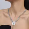Estilo Minimalista Francés, Elegante y en Capas Conjunto de Joyería con Diseño Incrustado y Colgante de Flor de Cuatro Hojas, Conjunto de Joyería de Acero de Titanio